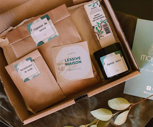 Kit lessive avec détachant