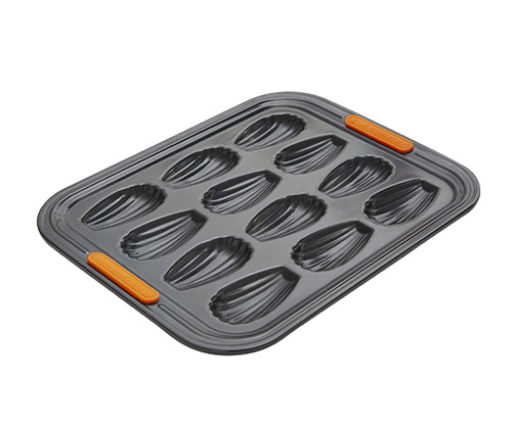 Moule à madeleines Le Creuset